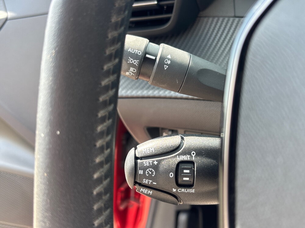 Occasion PEUGEOT 208 208 PureTech 100 S&S BVM6 - Active