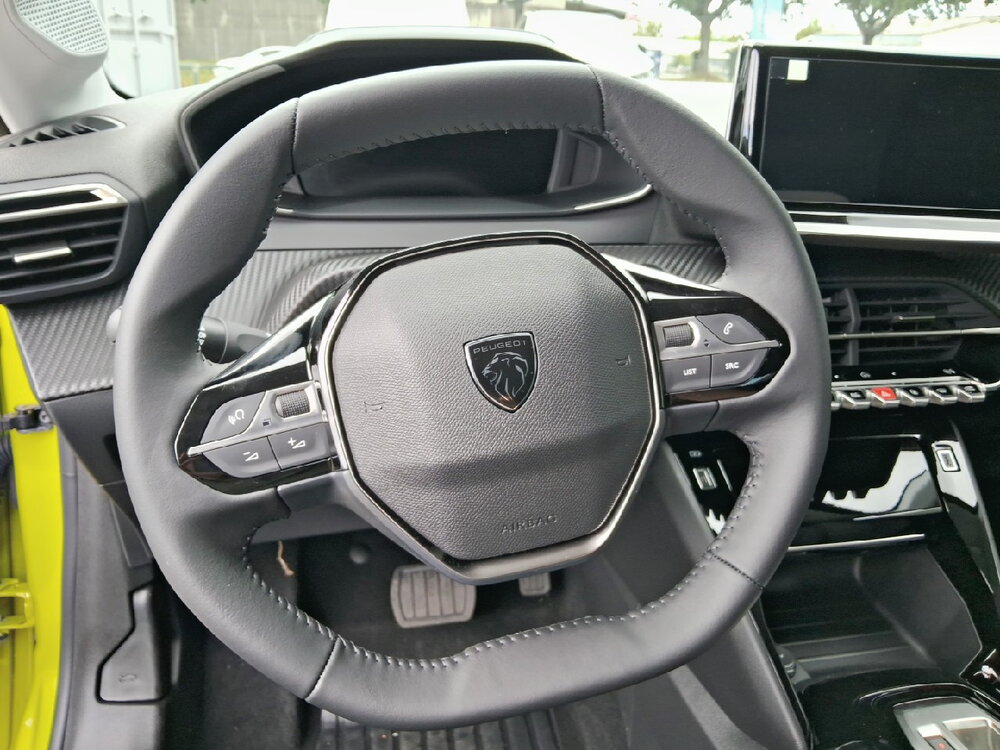 Occasion PEUGEOT 208 208 Electrique 136 ch 50 kWh - Allure
