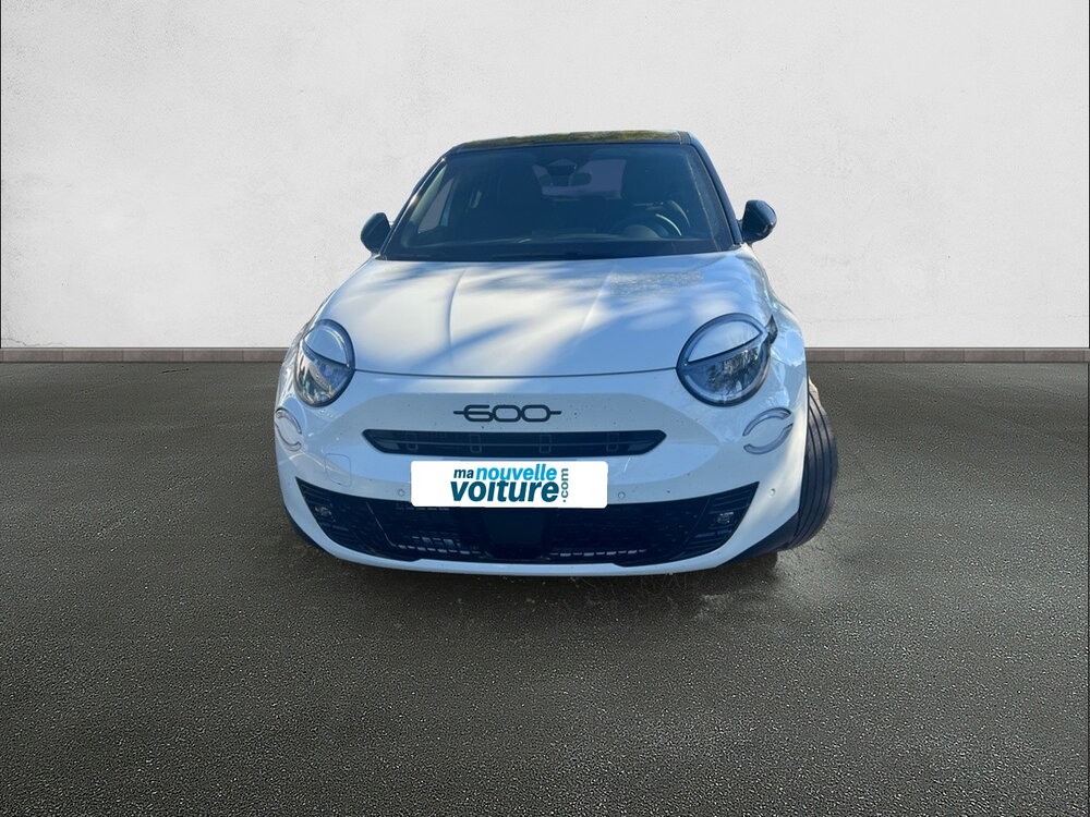 Occasion FIAT 600 600 T-Gen 3 1.2 Hybrid 145ch eDCT6 - Sport