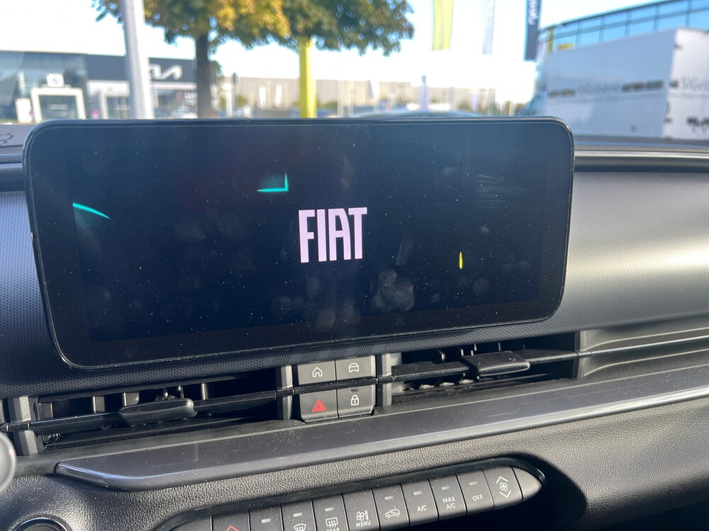 Occasion FIAT 600 600 T-Gen 3 1.2 Hybrid 145ch eDCT6 - Sport