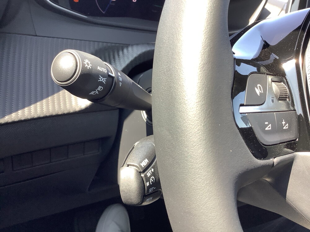 Occasion PEUGEOT 2008 2008 Hybrid 145 e-DCS6 - Allure