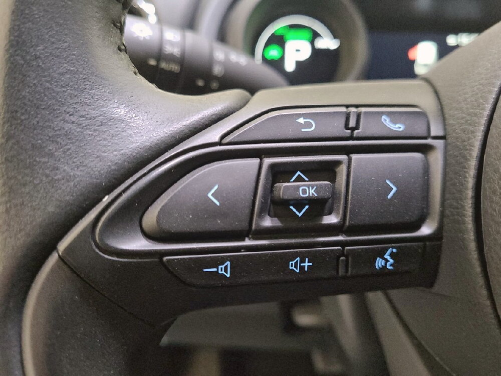 Occasion TOYOTA Yaris Yaris Cross Hybride 116h 2WD - Design