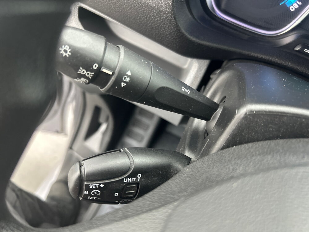 Occasion PEUGEOT Expert Expert Standard Electrique 50 kWh 136ch