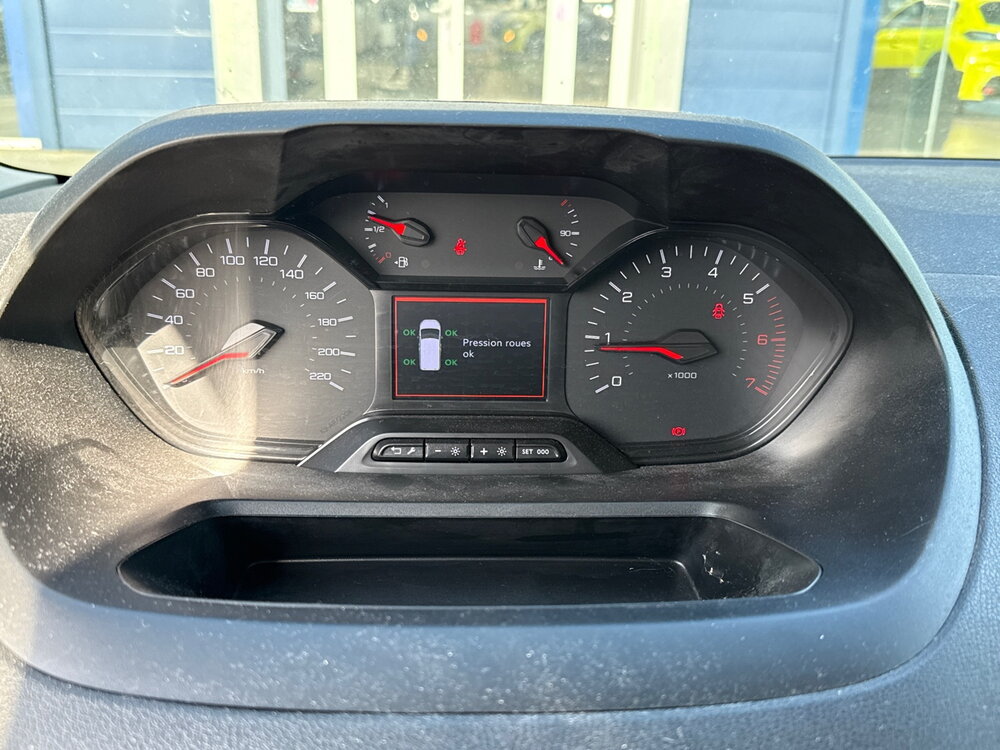 Occasion PEUGEOT Partner PARTNER FOURGON M 650 KG BLUEHDI 130 S&S EAT8