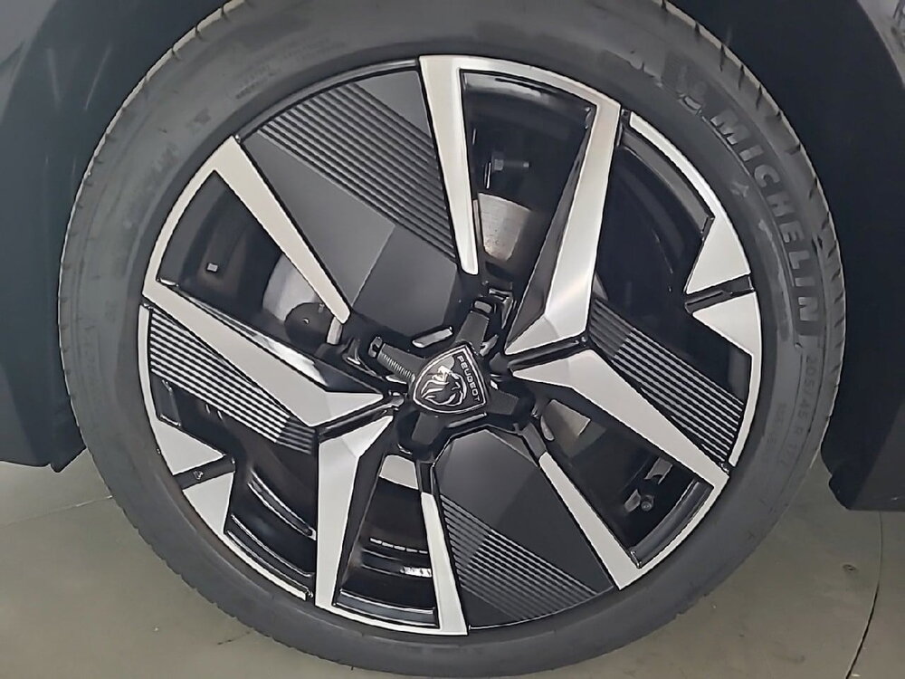 Occasion PEUGEOT 208 208 Hybrid 145 ch e-DCS6 - GT