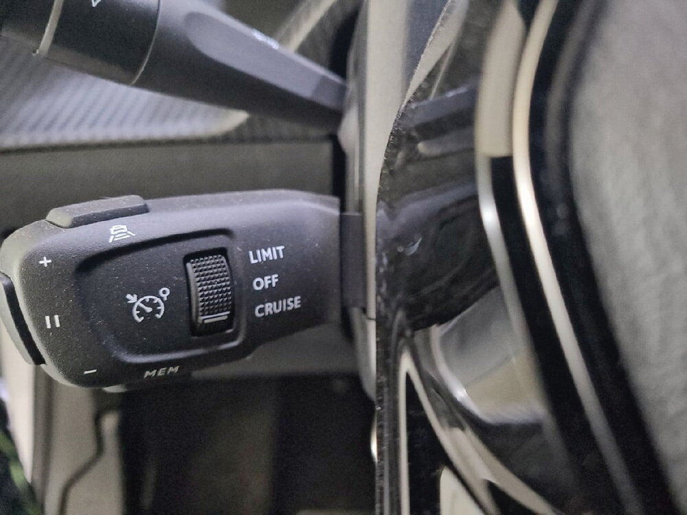 Occasion PEUGEOT 208 208 Hybrid 145 ch e-DCS6 - GT