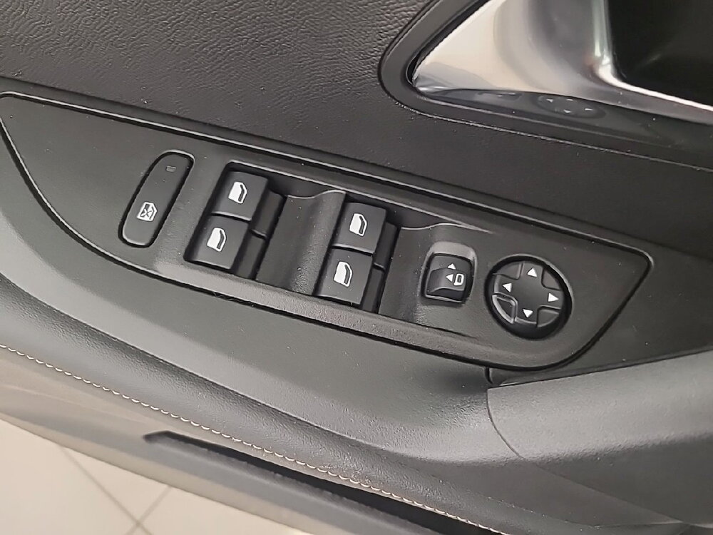 Occasion PEUGEOT 2008 2008 Electrique 54 kWh 156 ch - Allure