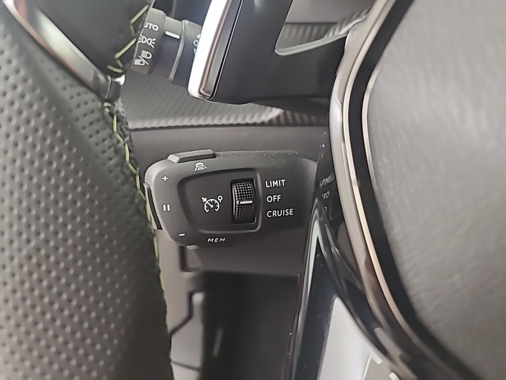 Occasion PEUGEOT 2008 2008 Hybrid 145 e-DCS6 - GT