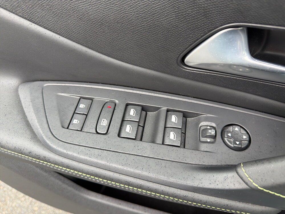 Occasion PEUGEOT 308 308 SW Hybrid 145 e-DCS6 - GT