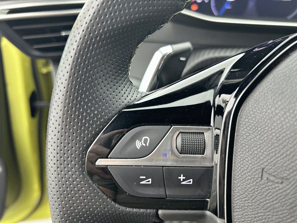Occasion PEUGEOT 208 208 Hybrid 145 ch e-DCS6 - GT