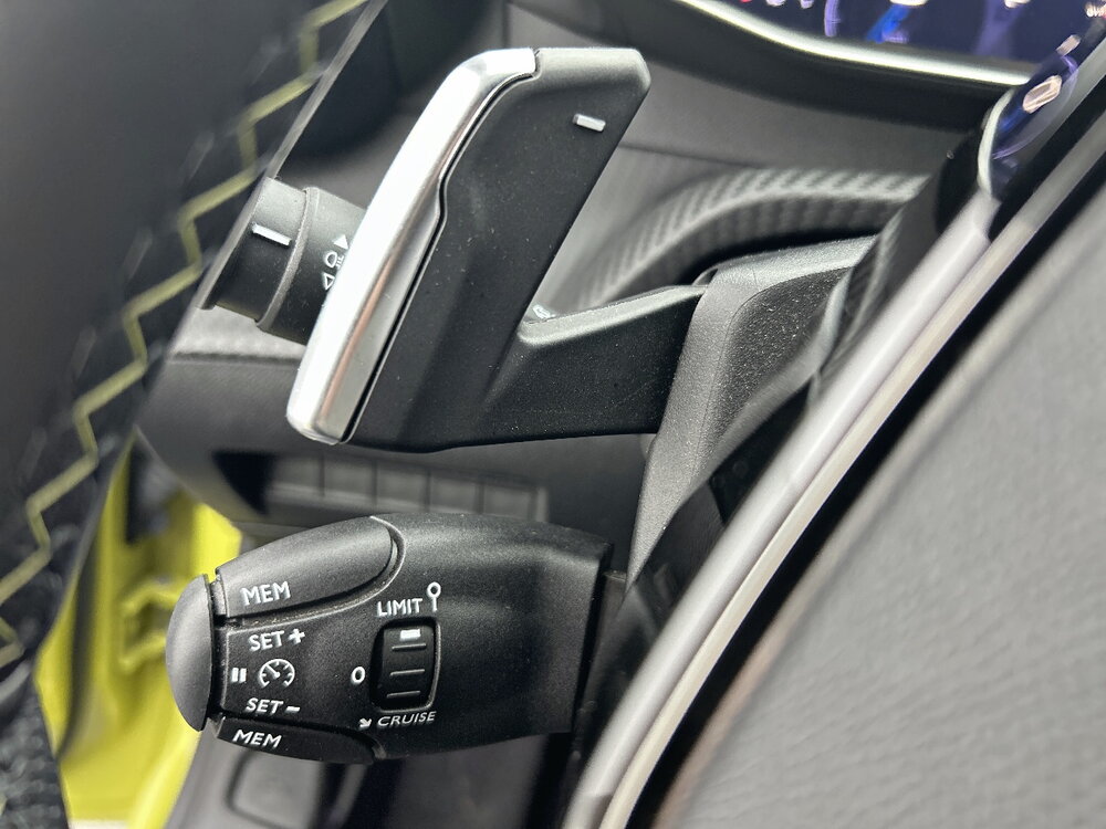 Occasion PEUGEOT 208 208 Hybrid 145 ch e-DCS6 - GT