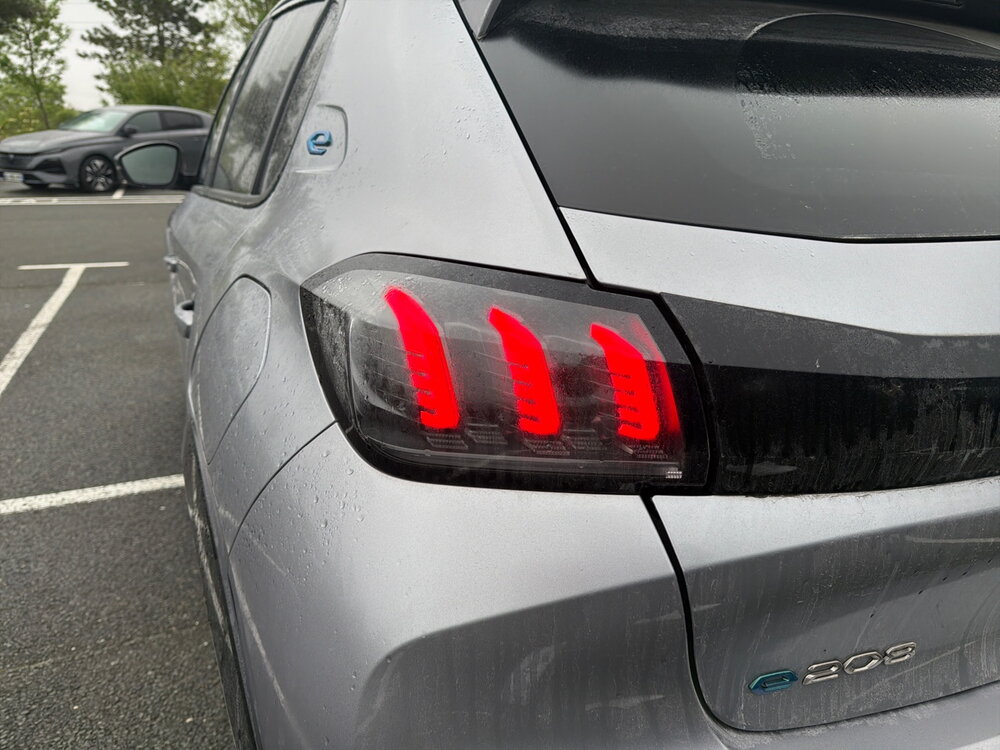 Occasion PEUGEOT 208 208 Electrique 50 kWh 136ch - Allure