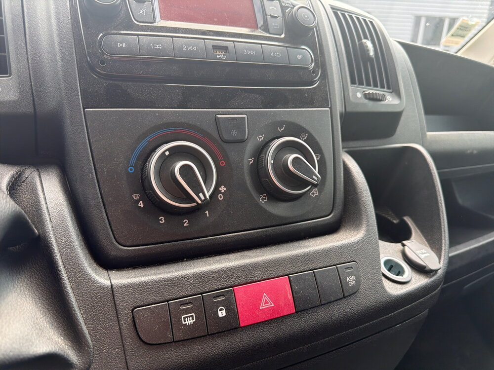Occasion PEUGEOT Boxer BOXER TOLE 3.0 T L2H2 BLUEHDI 120 S&S BVM6