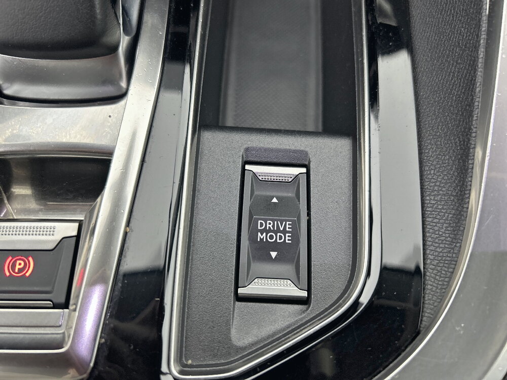 Occasion PEUGEOT 3008 3008 Hybrid 225 e-EAT8 - Allure
