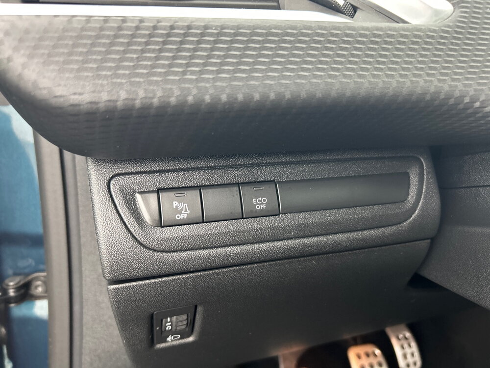 Occasion PEUGEOT 2008 2008 BlueHDi 100ch S&S BVM5 - Crossway