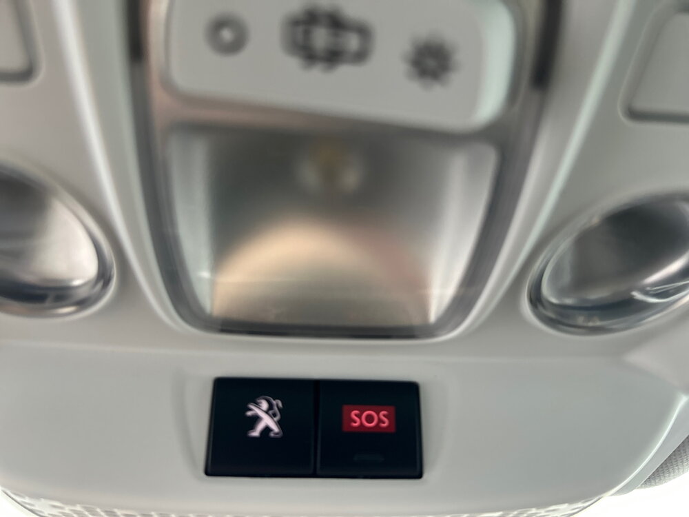 Occasion PEUGEOT 2008 2008 BlueHDi 100ch S&S BVM5 - Crossway