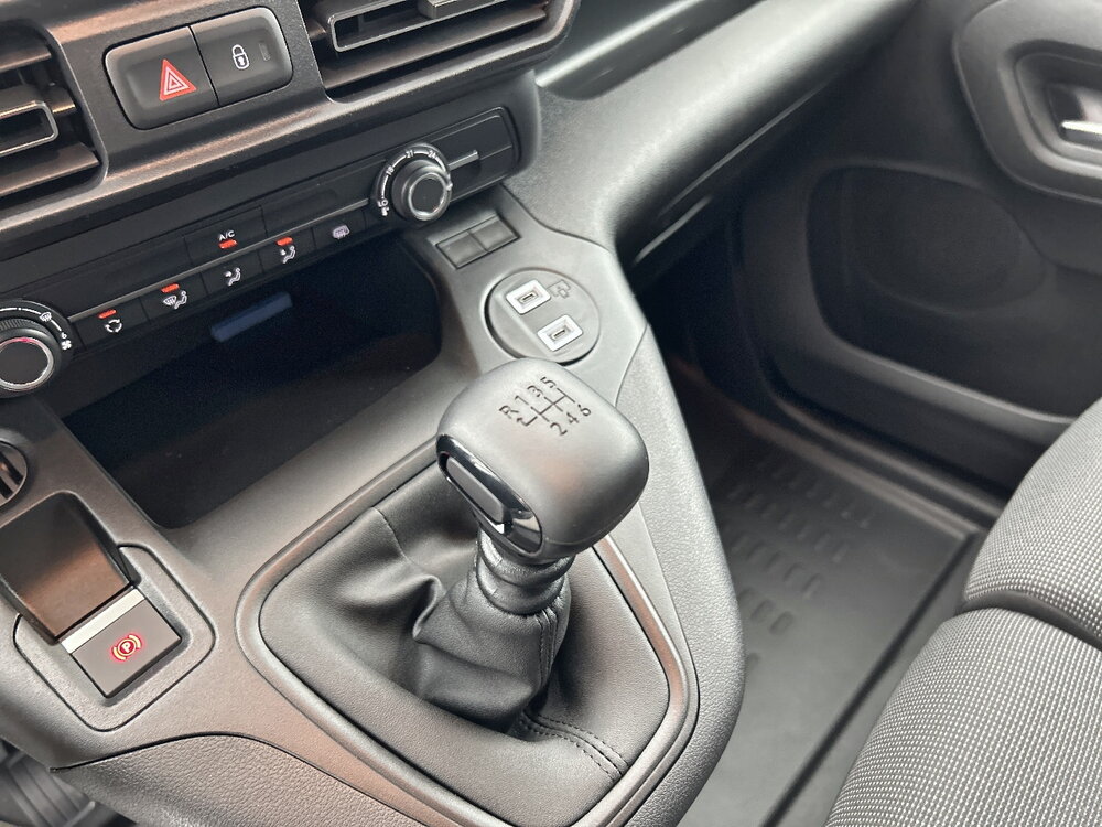 Occasion PEUGEOT Partner PARTNER - Fourgon M Essence 110 ch Manuelle