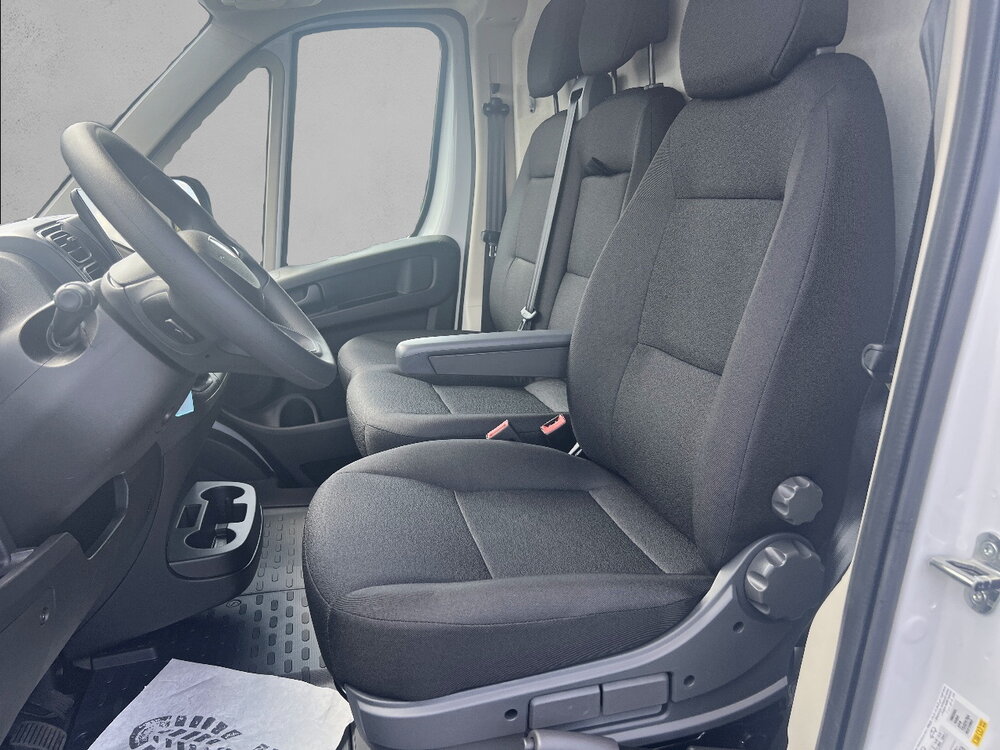 Occasion PEUGEOT Boxer BOXER FGN DIESEL 140 CH L2H2 3.5 T MANUELLE - ACTIVE