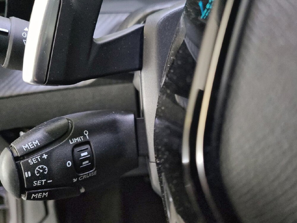 Occasion PEUGEOT 208 208 Hybrid 100 e-DCS6 - Active