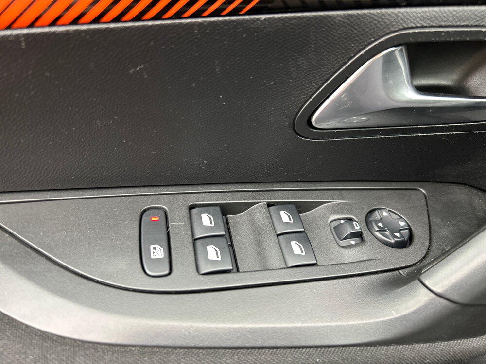 Occasion PEUGEOT 2008 2008 PureTech 130 S&S BVM6 - Active