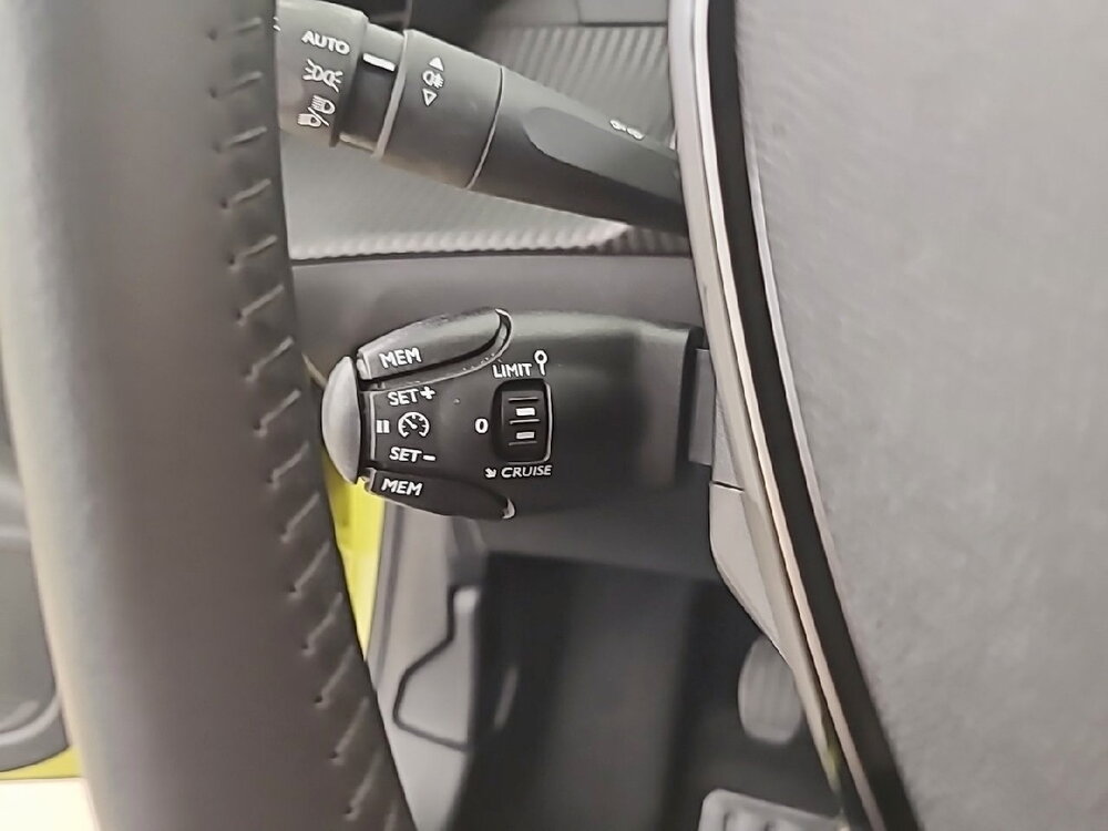 Occasion PEUGEOT 208 208 PureTech 100 S&S BVM6 - Active