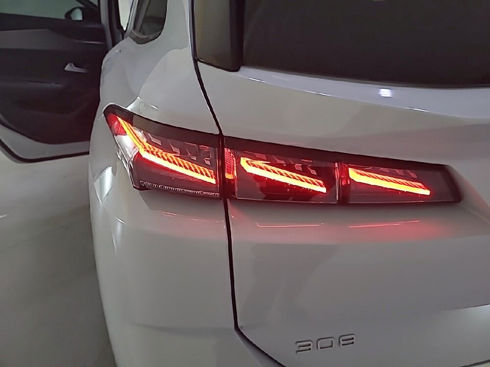 Occasion PEUGEOT 308 308 SW Plug-in Hybrid 195 ch e-DCS7 - GT