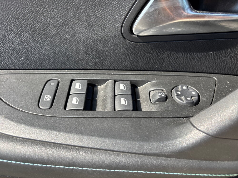 Occasion PEUGEOT 2008 2008 PureTech 130 S&S EAT8 - Allure