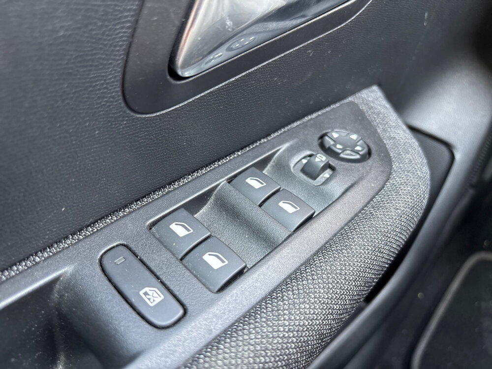 Occasion PEUGEOT 208 208 Electrique 50 kWh 136ch - Style