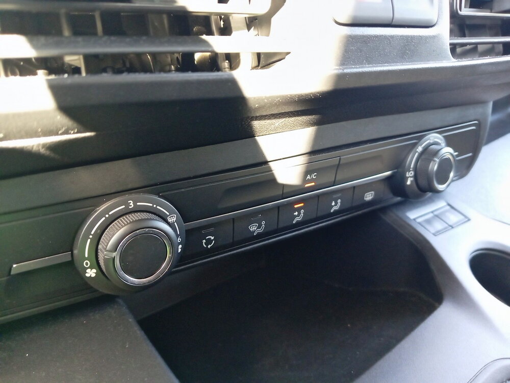 Occasion PEUGEOT Rifter Rifter Standard PureTech 110 S&S BVM6 5pl - Active Pack