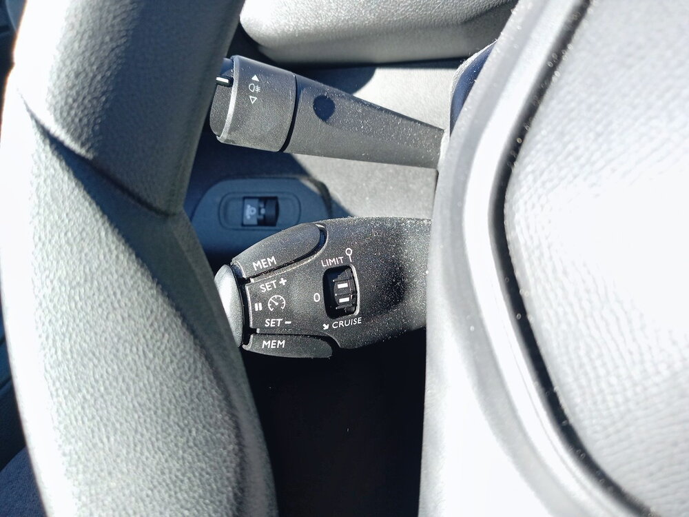 Occasion PEUGEOT Rifter Rifter Standard PureTech 110 S&S BVM6 5pl - Active Pack