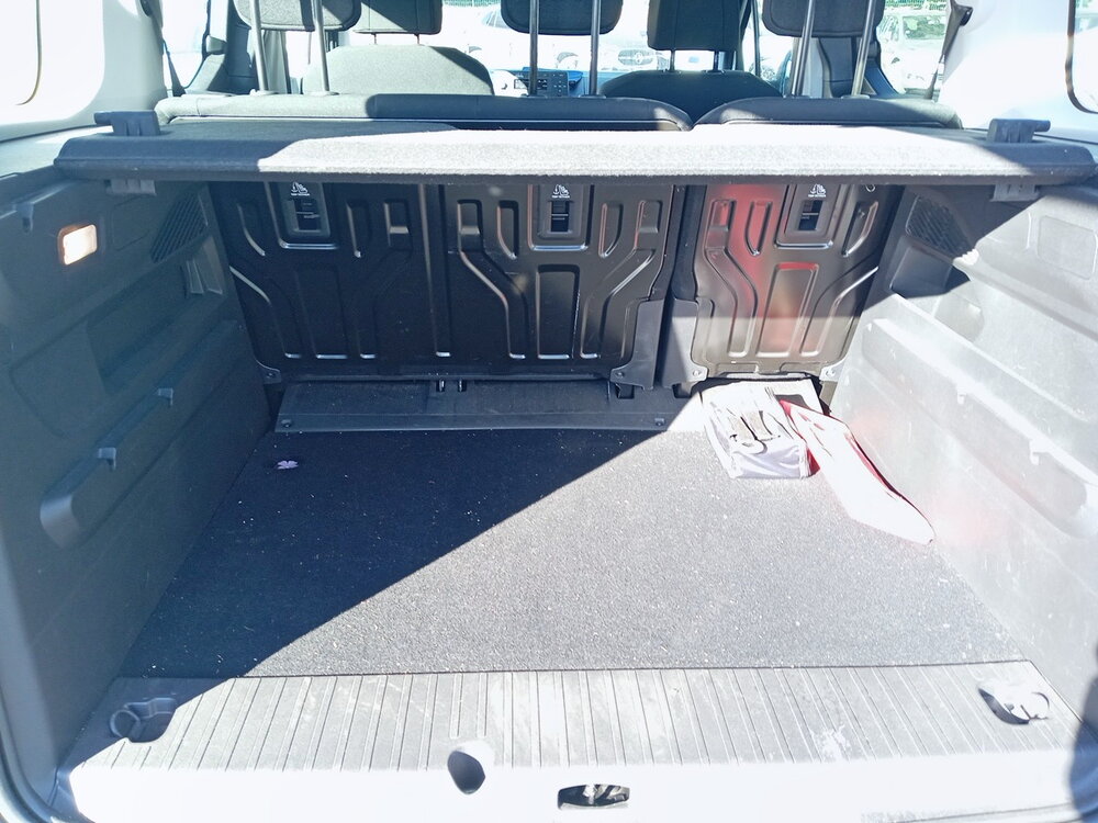 Occasion PEUGEOT Rifter Rifter Standard PureTech 110 S&S BVM6 5pl - Active Pack