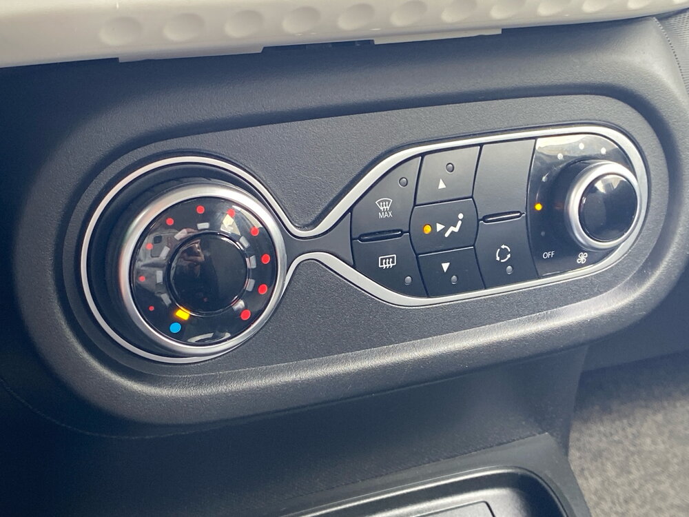 Occasion RENAULT Twingo Twingo III Achat Intégral - 21 - Life