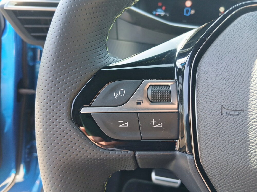 Occasion PEUGEOT 208 208 Hybrid 145 ch e-DCS6 - GT Exclusive