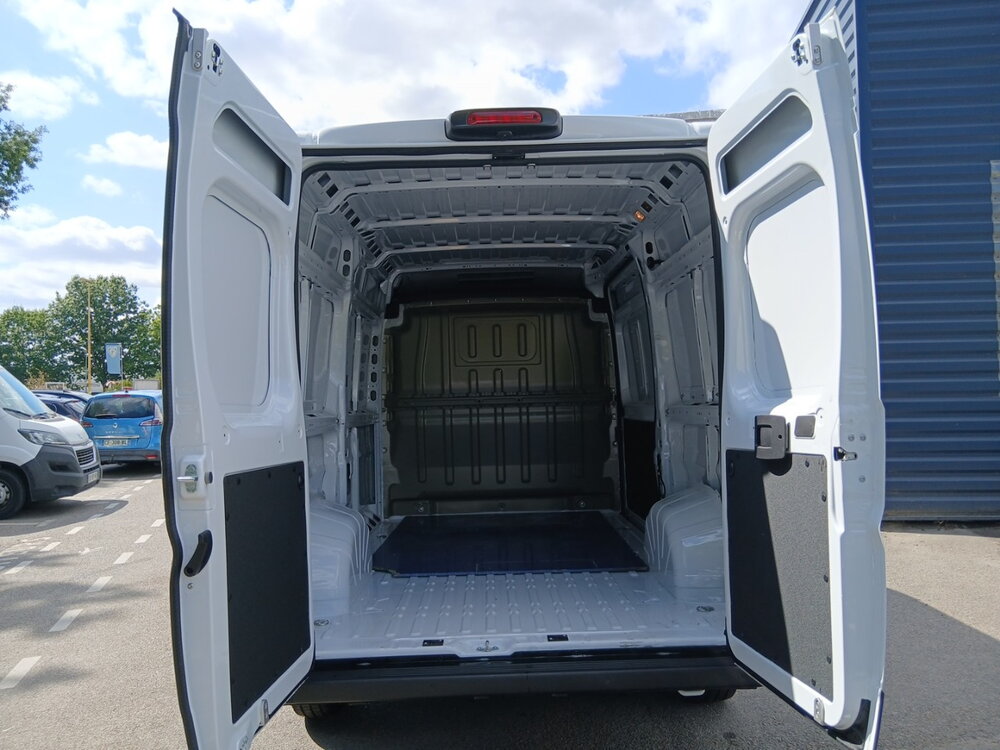 Occasion PEUGEOT Boxer BOXER FGN 3.5 T D L2H2 140 CH MANUELLE