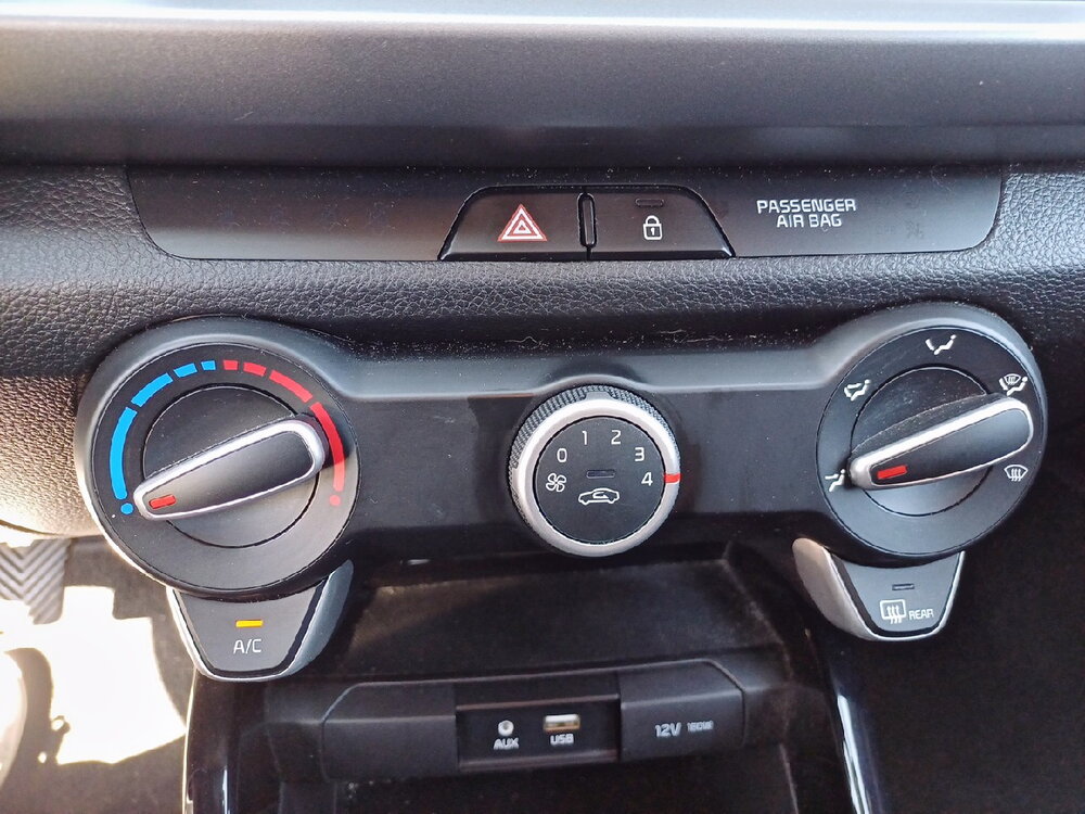 Occasion KIA Rio Rio 1.2L 84 ch ISG - Design