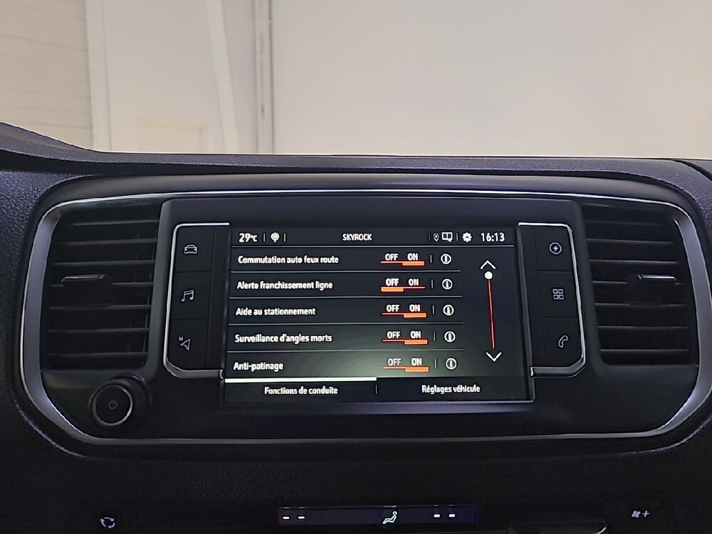 Occasion OPEL Vivaro VIVARO-E FGN TAILLE M ELECTRIQUE 100 KW BATTERIE 75 KWH