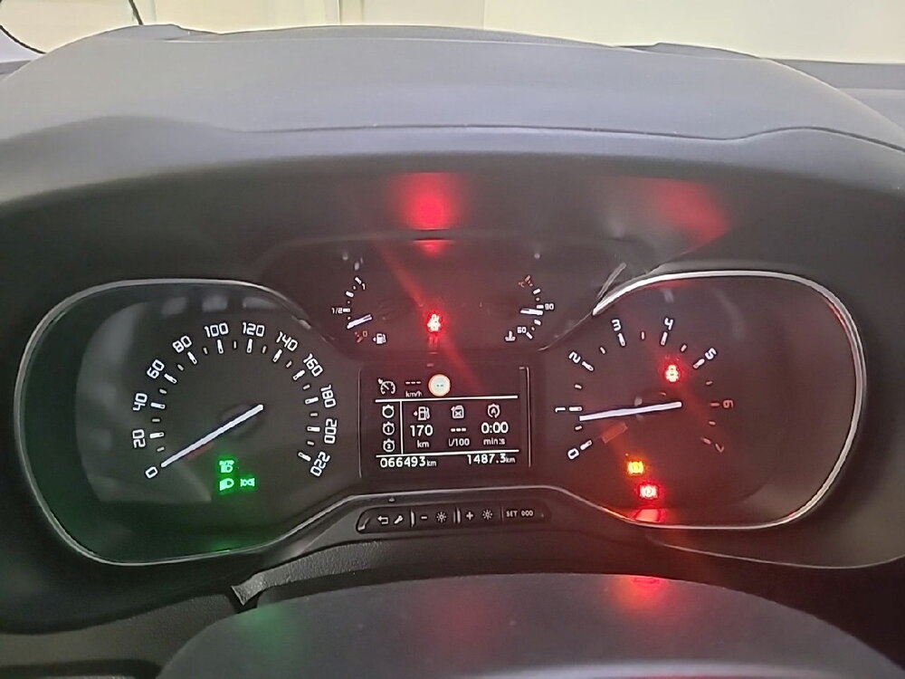 Occasion CITROEN Berlingo Berlingo Taille M BlueHDi 130 S&S BVM6 - Shine