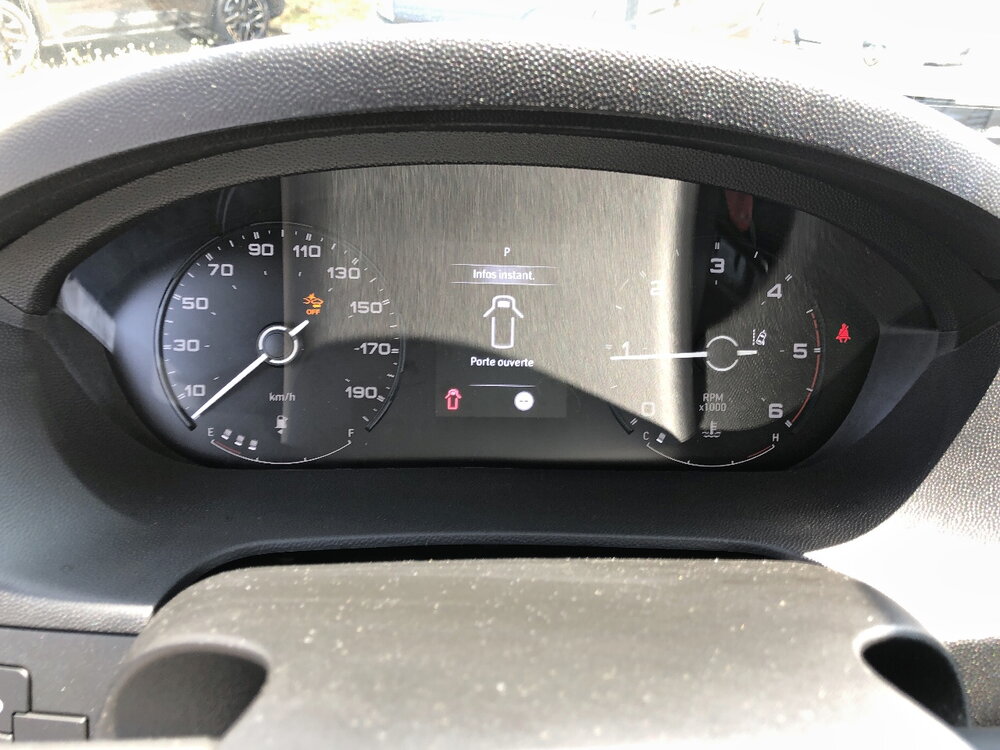 Occasion PEUGEOT Boxer BOXER FGN DIESEL 140 CH L2H2 3.5 T AUT. - ACTIVE
