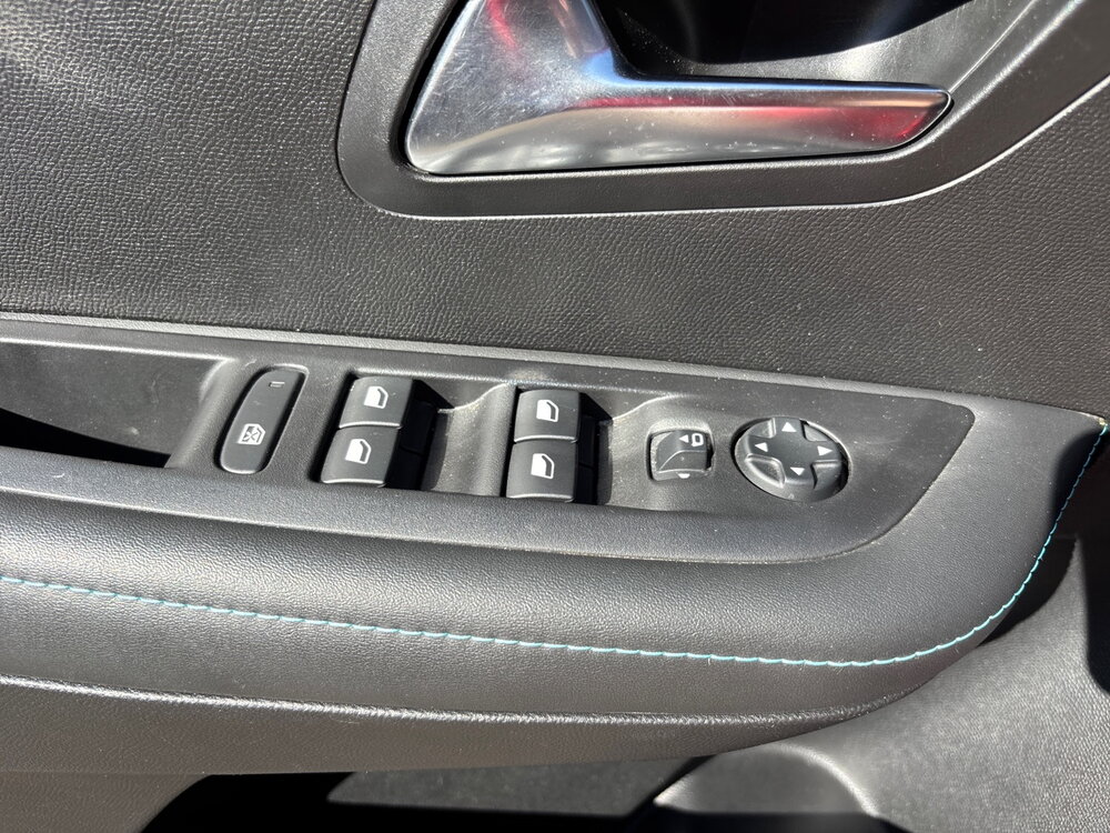 Occasion PEUGEOT 208 208 PureTech 100 S&S BVM6 - Allure Pack