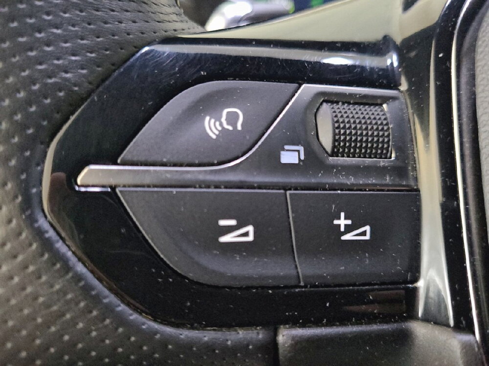 Occasion PEUGEOT 208 208 PureTech 100 S&S EAT8 - GT Line
