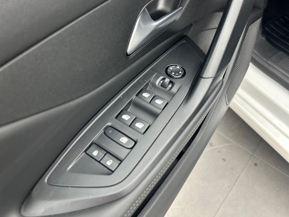Occasion PEUGEOT 308 308 PureTech 130ch S&S BVM6 - Allure Pack