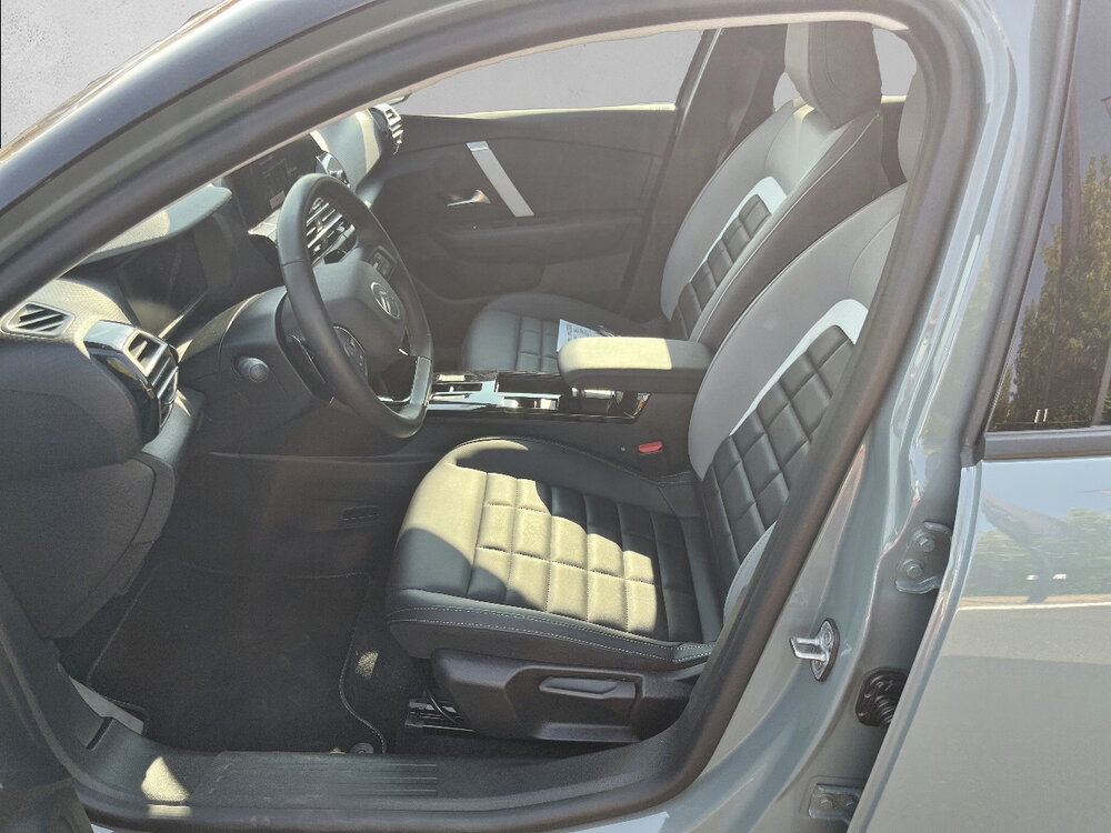 Occasion CITROEN C4 C4 Hybride 136 e-DCS6 - Max