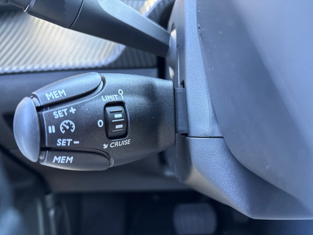 Occasion PEUGEOT 2008 2008 Hybrid 145 e-DCS6 - Allure
