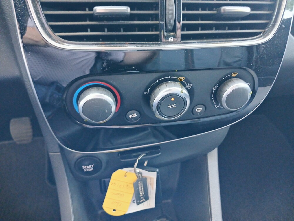 Occasion RENAULT Clio IV Clio TCe 75 - 19 - Génération