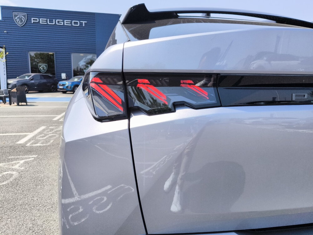 Occasion PEUGEOT 3008 3008 Electrique 210 ch 73 kWh - GT