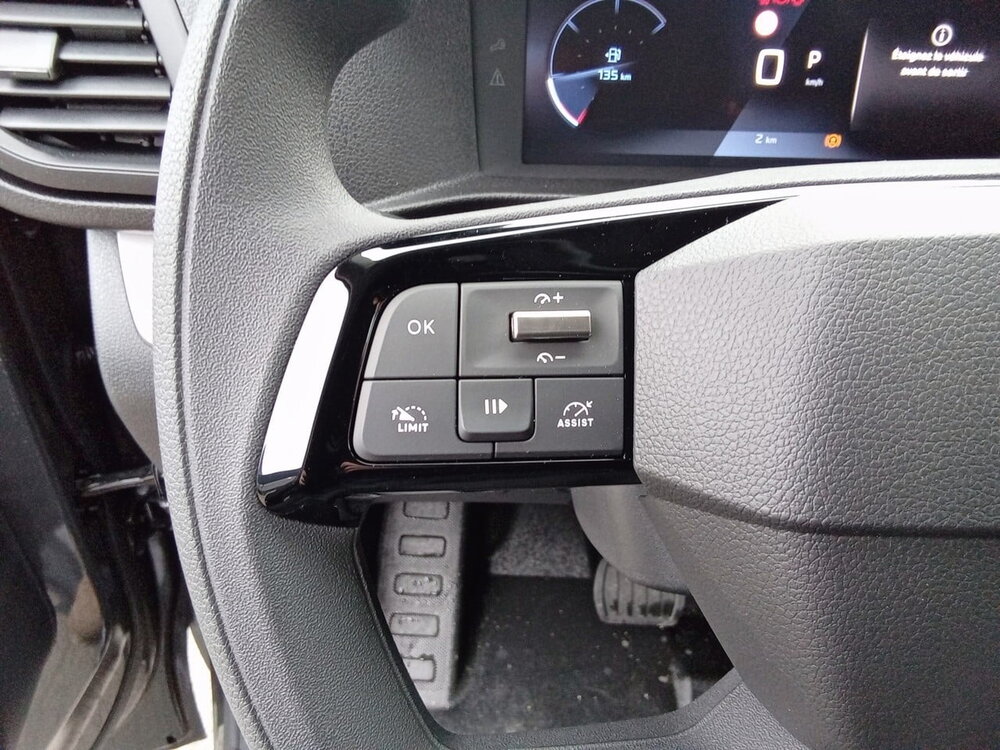 Occasion PEUGEOT Expert Expert Combi M Diesel 180 ch Automatique