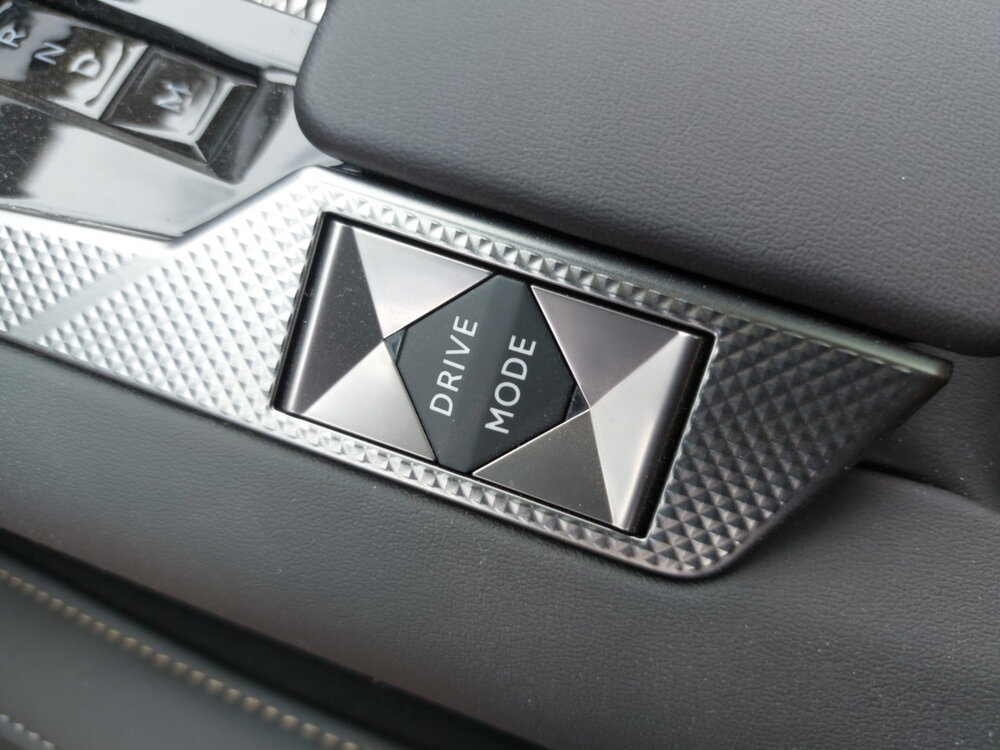 Occasion DS DS4 N°4 Hybride 145 e-DCT6 - DS Performance Line