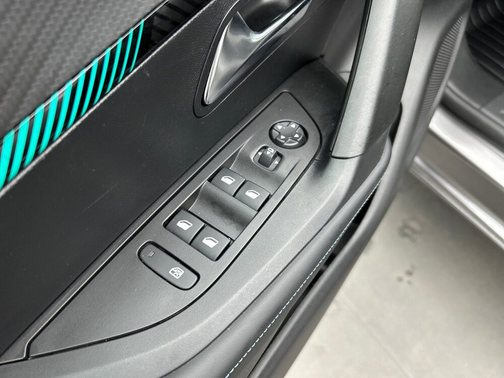 Occasion PEUGEOT 2008 2008 PureTech 130 S&S EAT8 - Allure Pack