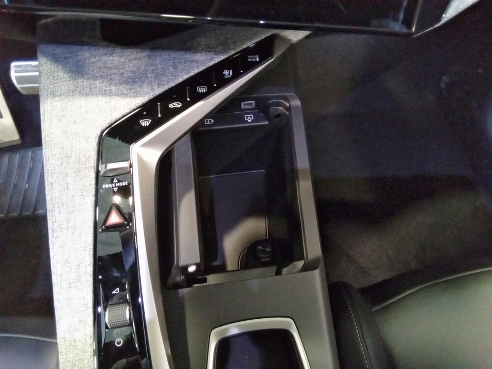 Occasion PEUGEOT 5008 5008 Hybrid 145 ch e-DCS6 - GT