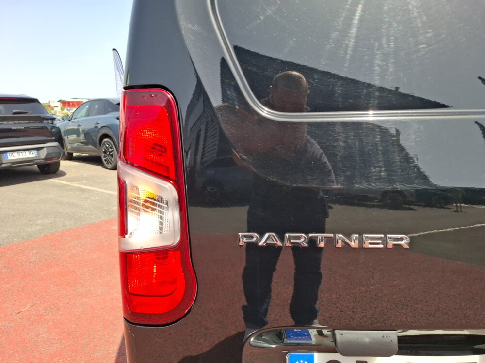 Occasion PEUGEOT Partner PARTNER FOURGON STANDARD 650 KG BLUEHDI 130 S&S EAT8 - ASPHALT